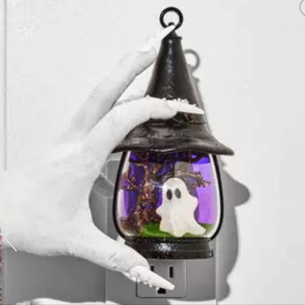 Bath & Body Works HAUNTED SCENE NIGHTLIGHT Wallflowers Fragrance Plug